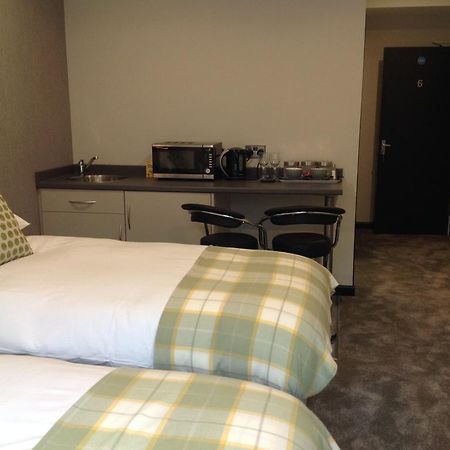 Rooms @ Number Six โอ๊กคัม ภายนอก รูปภาพ