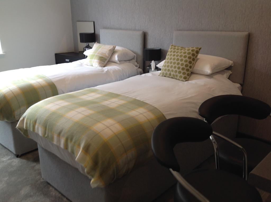 Rooms @ Number Six โอ๊กคัม ภายนอก รูปภาพ