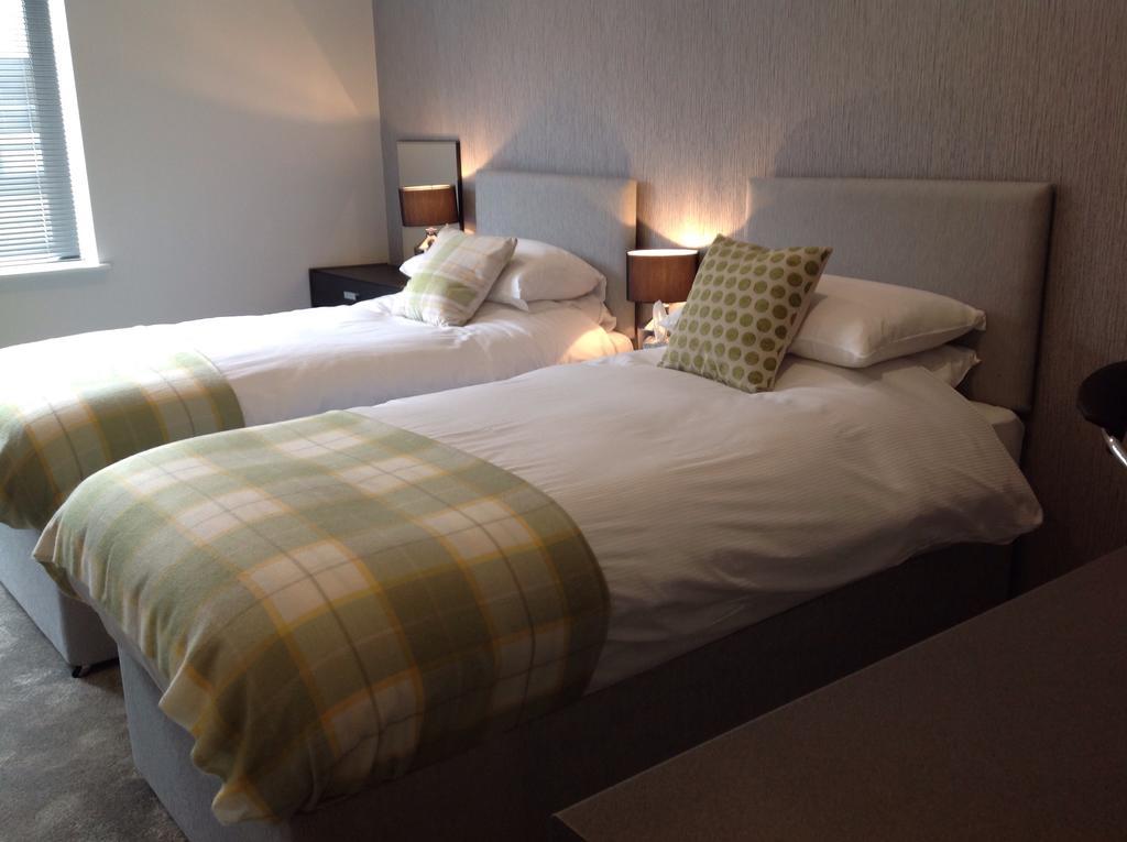 Rooms @ Number Six โอ๊กคัม ภายนอก รูปภาพ